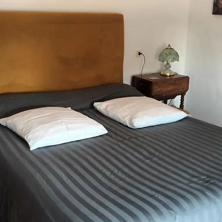 La Petite Ecole De La Baie